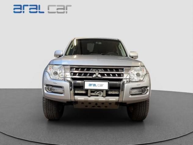 MITSUBISHI Pajero 3.2 DI-D 16V aut. Instyle DPF 7 Posti rif. 23775621 - Foto 2