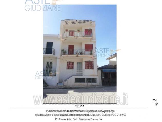 IMMOBILI-IMMOBILE RESIDENZIALE-Frazione Scoglitti, via Riviera Gela, 45-46 - Foto 2