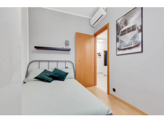 5 stanze da letto 2 bagni - solo stanza (Via Rembrandt - De Angeli)