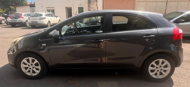 Kia Rio 1.1 CRDi WGT 5p. EX - Foto 6