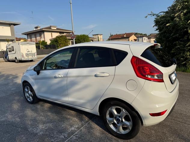 Ford Fiesta Fiesta+ 1.2 60CV 5 porte - Foto 2