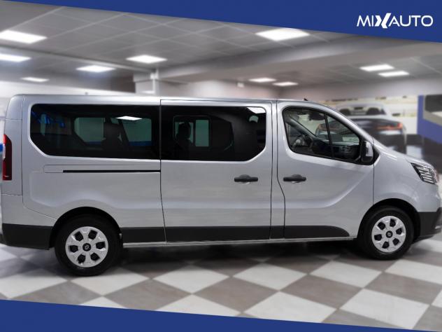 RENAULT Trafic Passenger 2.0 Blue DCI 150CV L2 Authentic - Foto 6