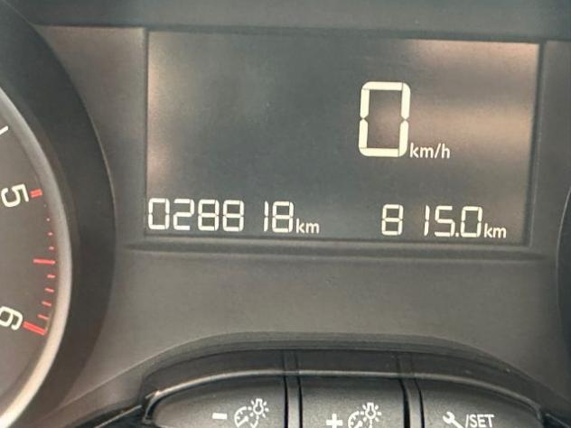 PEUGEOT 208 POCHI KM! 1.5 BlueHDi 100 S&S 5 porte Active rif. 23509517 - Foto 9