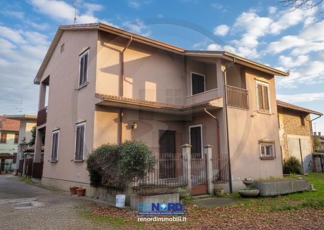 VILLA di 5 vani e di 187 mq (CURA CARPIGNANO) rif. VID6266_1
