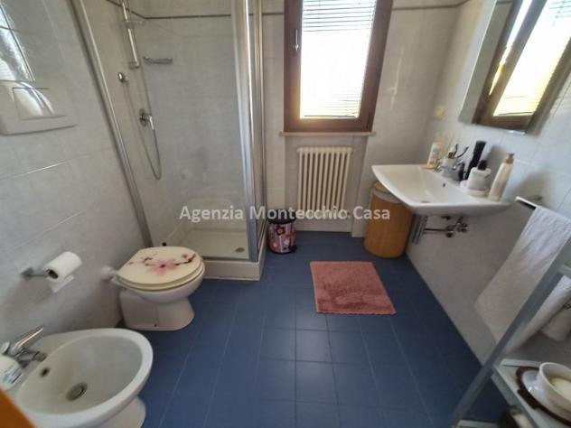 Appartamento con mansarda, 51 mq di terrazzi garage e piscina - Foto 12