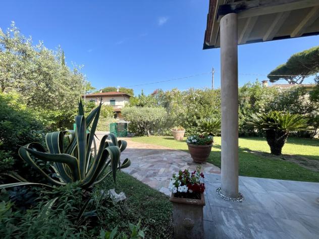 VILLA di 10 vani e di 400 mq (PIETRASANTA - Marina) rif. VILLA PINETA - Foto 19