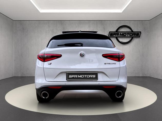 Alfa Romeo Stelvio Stelvio 2.0 t Executive Q4 200cv auto my19 - PROMO - Foto 5