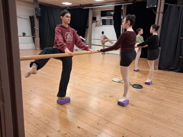 Danza Classica Giovani Avanzati ed Intermedi - Foto 3
