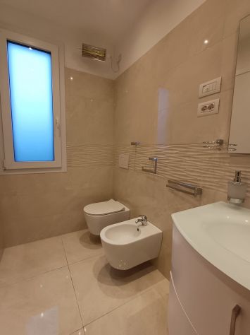 Stanza condivisa con bagno privato - 450eu Bicocca - Foto 8