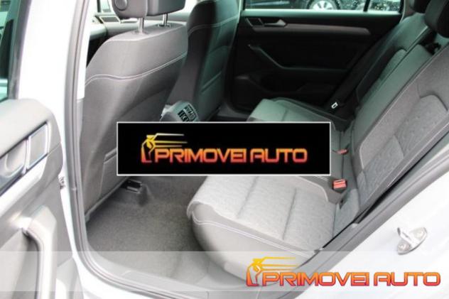 VOLKSWAGEN Passat Variant 1.5 TSI ACT DSG Style rif. 20902567 - Foto 9