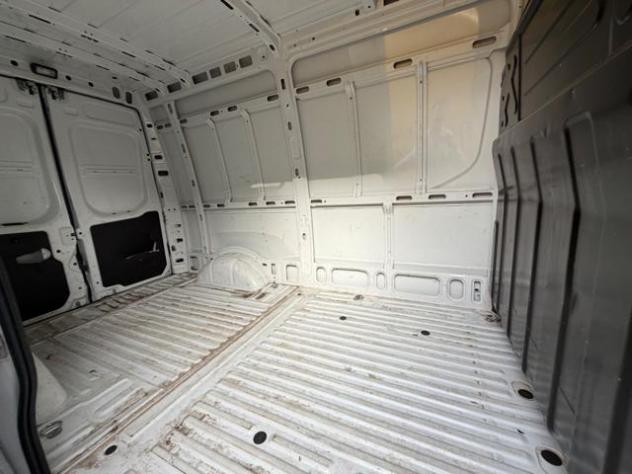 IVECO Daily 35S12V 2.3 HPT PM-SL-TA Furgone rif. 24069944 - Foto 10