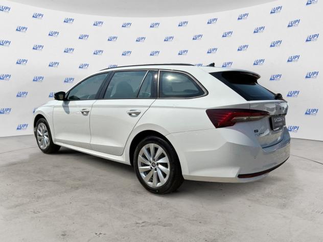 Škoda Octavia Octavia Wagon 1.5 tsi mhev Executive 115cv dsg - Foto 4