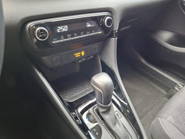 1.5h Trend 116cv - MODELLO RESTAYLING, MONITOR GRANDE TOTALMENTE TOUCH, CERCHI DIAMANTATI, SOLI 12.000 KM, VERO AFFARE !! - Foto 8