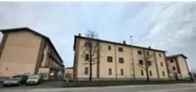 Immobile in asta di 95 m², box auto in vendita a Carate Brianza - Foto 2