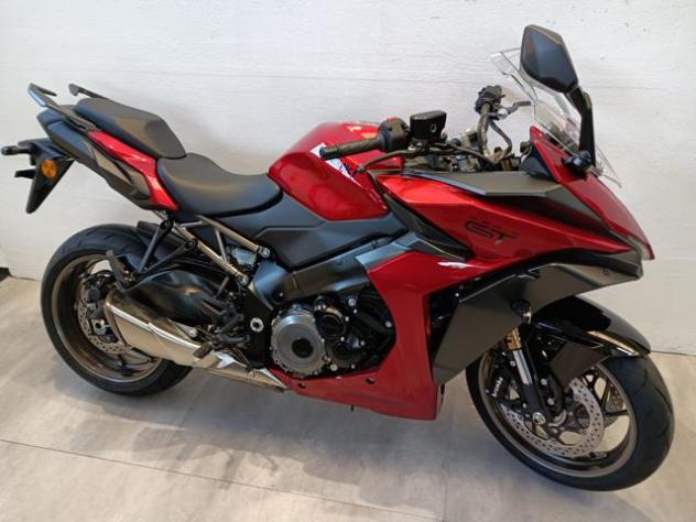 SUZUKI GSX-S1000GT .