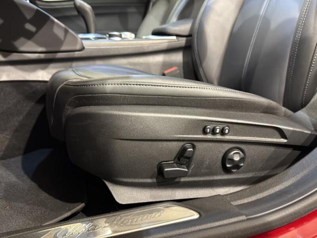 ALFA ROMEO Giulia (2016) Giulia 2.0 Turbo 280 CV AT8 AWD Q4 Ti - Foto 10