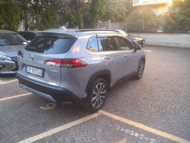 Toyota Corolla Cross 2.0H (197 CV) E-CVT Lounge Light 2WD - Foto 6