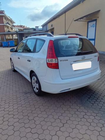 HYUNDAI i30 CW 1.4 Classic rif. 24043738 - Foto 10
