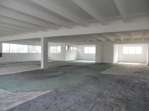 Immobile di 1000 m² in affitto a Settimo Milanese - Foto 15