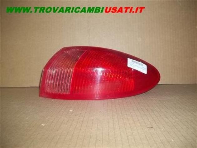 FANALE POST.D.ALFA ROMEO 147 '98 EST. 999-U04580 Parti elettriche  Fanaleria  Fanali  Fanale post. dx. ALFA ROMEO - 147 - 01-08-2000 - 01-10-2004, ALF