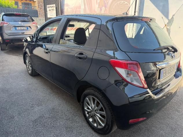 TOYOTA - Yaris - 1.0 5 porte Lounge - Foto 4