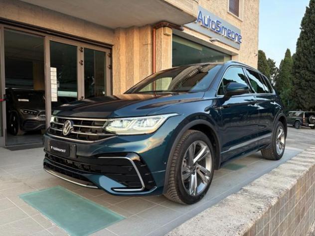VOLKSWAGEN Tiguan 2.0 TDI 150 CV SCR DSG R-Line LUCI AMBIENTE rif. 23947272