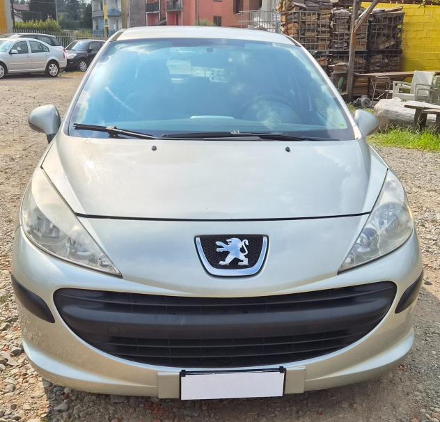 Peugeot 207 1.4 8V 75CV 5p. X Line - Foto 2