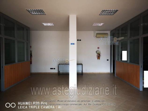 IMMOBILI-IMMOBILE COMMERCIALE-Via Monte Solarolo, 111/A - Foto 7
