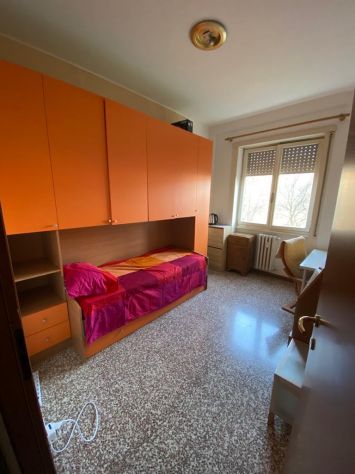 Affittasi stanza zona Lambrate/udine