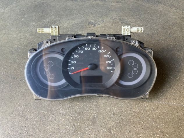 Quadro strumenti Renault Kangoo 1.5DCI del 2009 (82000796005D)