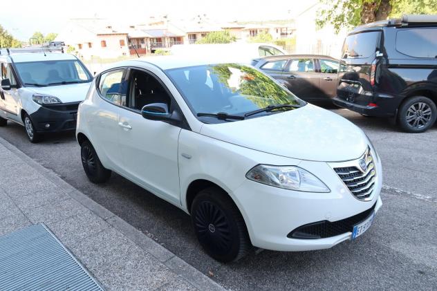 Lancia Ypsilon 0.9 TwinAir 85 CV 5p Metano Elefantino - Foto 3