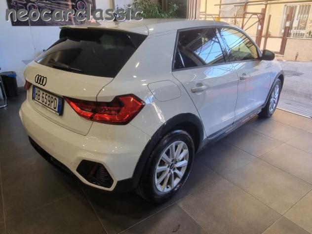 AUDI A1 allstreet 30 TFSI Identity Contrast rif. 24203223 - Foto 5