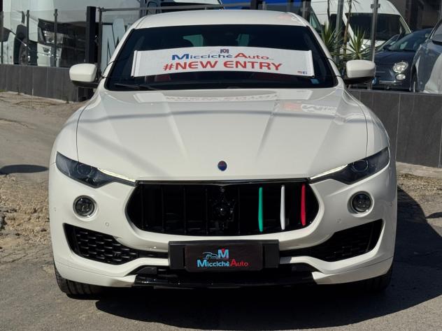 MASERATI LEVANTE 3.0 D V6 250 GRANSPORT IVA ESPOSTA - Foto 3