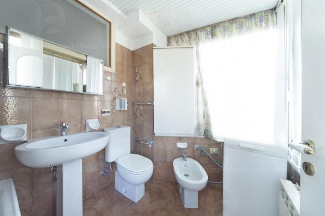 Alassio – Bilocale Attico a 200 Metri dal Mare - Occasione Imperdibile! - Foto 9