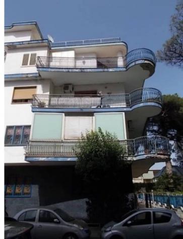 Immobile in asta di 152 m² con più di 5 locali in vendita a Napoli - Foto 2