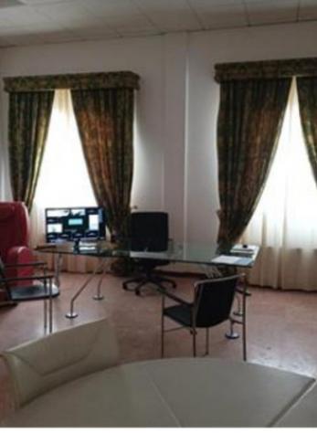 Immobile in asta di 640 m² con più di 5 locali in vendita a Sant'Elpidio a Mare