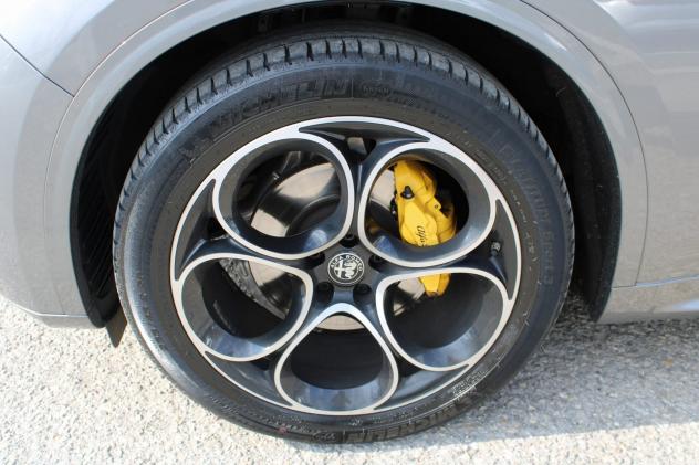 Alfa Romeo Stelvio 2.2 Turbodiesel 210 CV AT8 Q4 Veloce - Foto 10