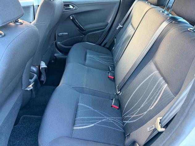 Peugeot 208 1.2benz 82cv 5 porte Allure-10/2014 - Foto 6