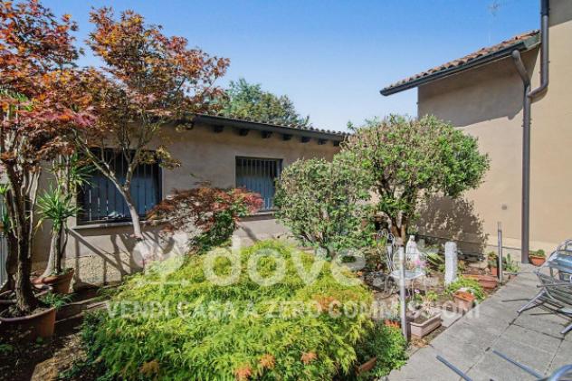 Casa indipendente di 900 m² con più di 5 locali e posto auto in vendita a San Zenone al Lambro - Foto 9