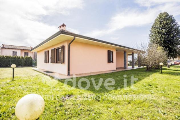 Villa di 280 m² con 5 locali e box auto in vendita a Cittiglio - Foto 3