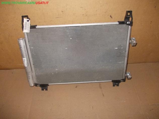 CONDENSATORE CON DEUMIDIFICATORE 1.0 con clima TOYOTA YARIS (XP90)  Raffreddamento  Termico  Clima  Condensatore a-c TOYOTA - YARIS - 01-01-2006 - 01-