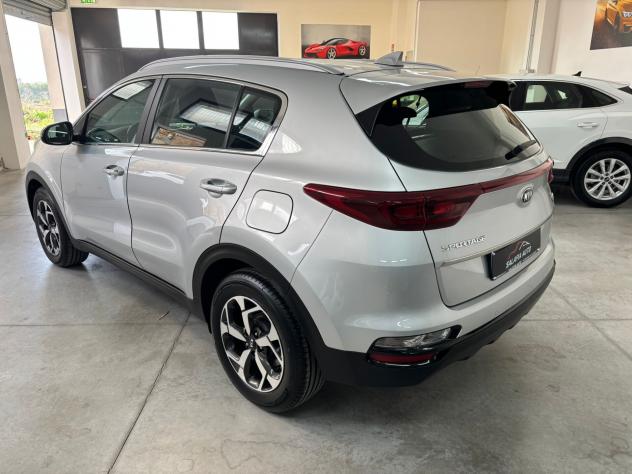 Kia Sportage 1.6 CRDI 136 CV 2WD Mild Hybrid Urban - Foto 6