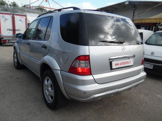Mercedes-benz ML 320 CAT 224 CV - Foto 5
