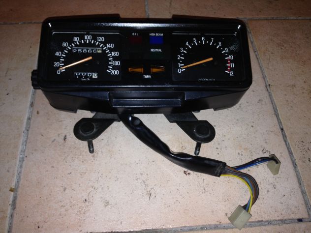 Strumentazione moto YAMAHA completa 50€
