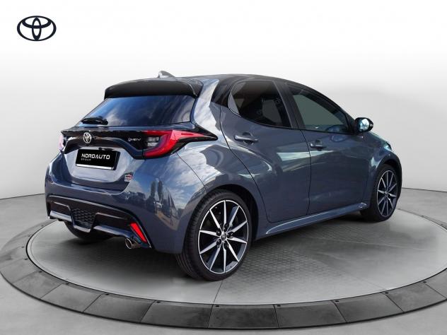 Toyota Yaris Hybrid 130 GR SPORT - Foto 4