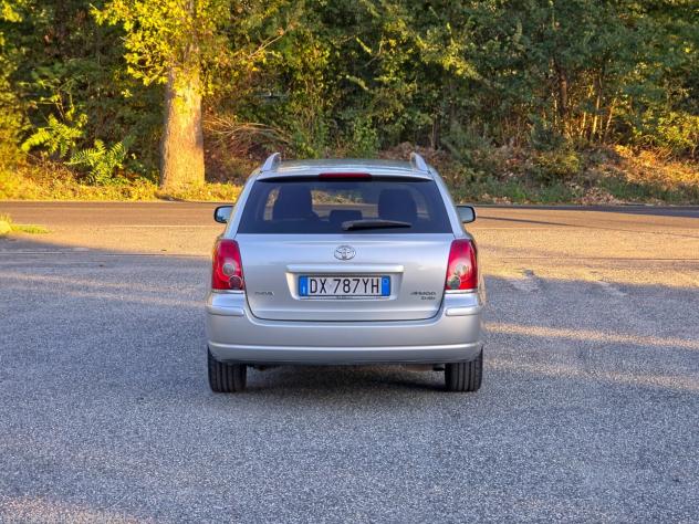 Toyota Avensis 2.0 D-4D Wagon CV-126 E4 Manuale NEO 2009 - Foto 5