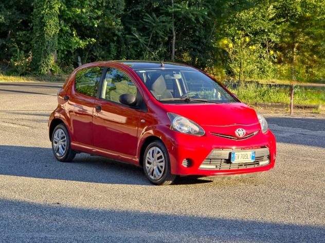 Toyota Aygo 1.0 12V VVT-i 5 porte Cool Soda Connect CV-68 E5B Manuale NEO 2014