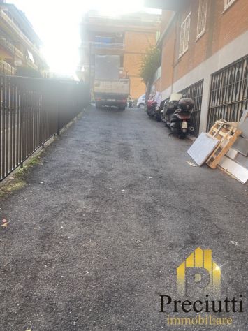 BRAVETTA VIA SOGLIANO NEGOZIO IN VENDITA - Foto 6
