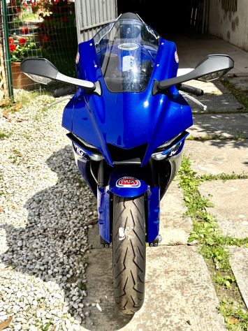 YAMAHA R1 IMMATRICOLAZIONE 12/2022 COME NUOVA – 1.641 Km - Foto 6