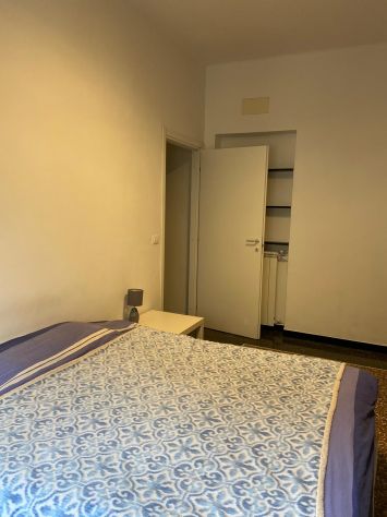 Camera con letto matrimoniale in appartamento condiviso - Foto 3